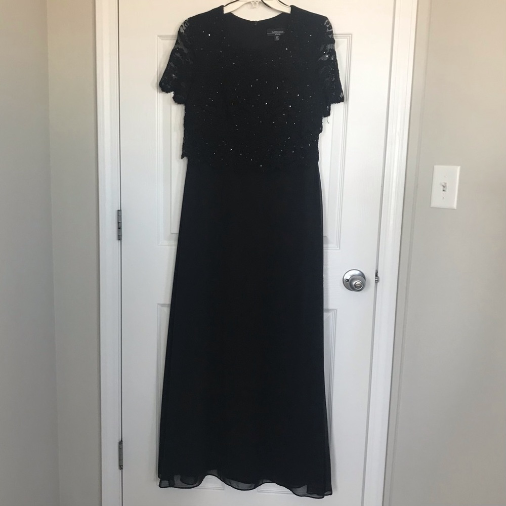 R & M Richards Petite Black Long Dress - 6P